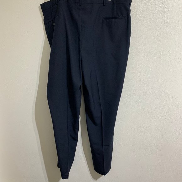 (T21) Haggar Navy Men’s Pleated No Cuff Dress Or Suit Pant 44wx32L - Picture 6 of 11